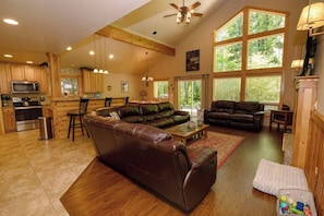 Smart TV, fireplace, DVD player, table football