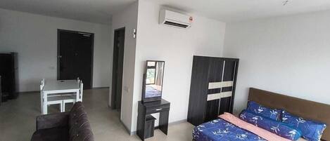 2 bedrooms, Internet