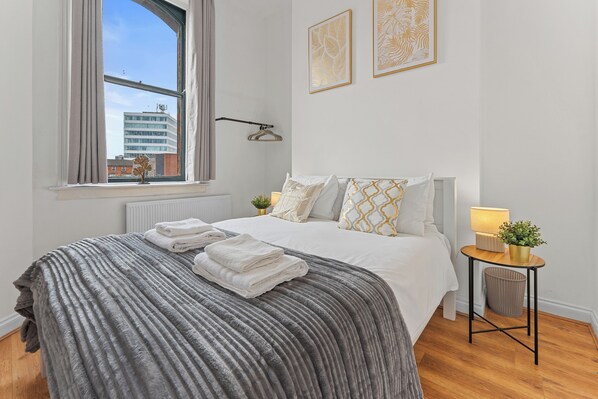 3 Schlafzimmer, Bügeleisen/Bügelbrett, Internetzugang, Bettwäsche