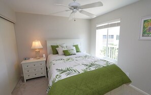 2 bedrooms, iron/ironing board, Internet, bed sheets