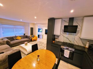 Interior - Luxurious Home in Chester, a Beautiful Sanctuary (Upton)