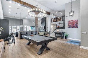 Spielezimmer