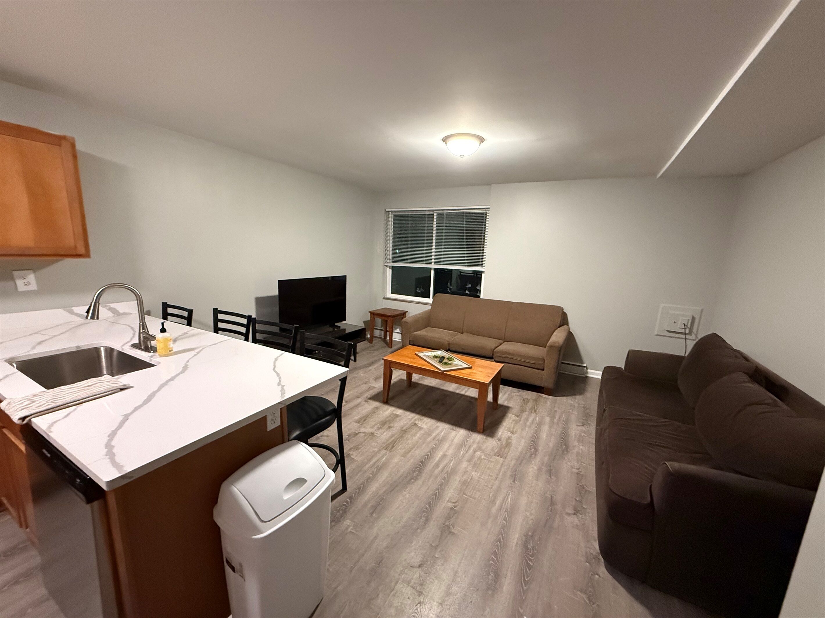 智能電視、書籍