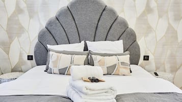 Apartment | 1 Schlafzimmer, laptopgeeigneter Arbeitsplatz, Bügeleisen/Bügelbrett