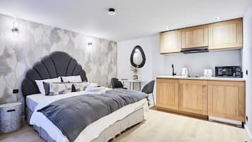 1 bedroom, laptop workspace, iron/ironing board, bed sheets