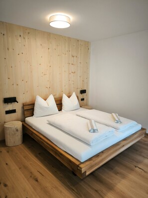 1 bedroom, WiFi, bed sheets, wheelchair access