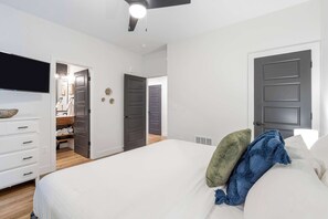 5 bedrooms, iron/ironing board, travel crib, WiFi