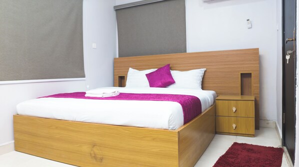 1 bedroom, WiFi, bed sheets