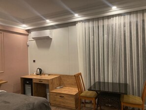 Suite clásica | Wifi gratis, ropa de cama, accesible en silla de ruedas