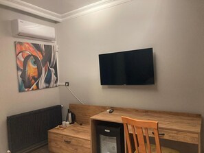 Habitación individual estándar | Wifi gratis, ropa de cama y acceso para silla de ruedas 
