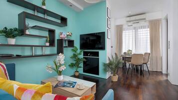 Televisión, oficina