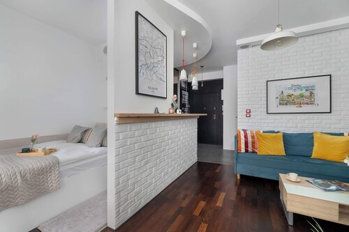 Stylish Apartment in Krakow | Parking and Air Conditioning