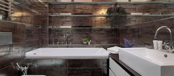 Stylish Apartment in Krakow | Parking and Air Conditioning