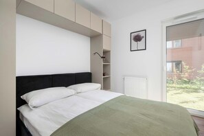 1 chambre, bureau, fer et planche à repasser, Wi-Fi