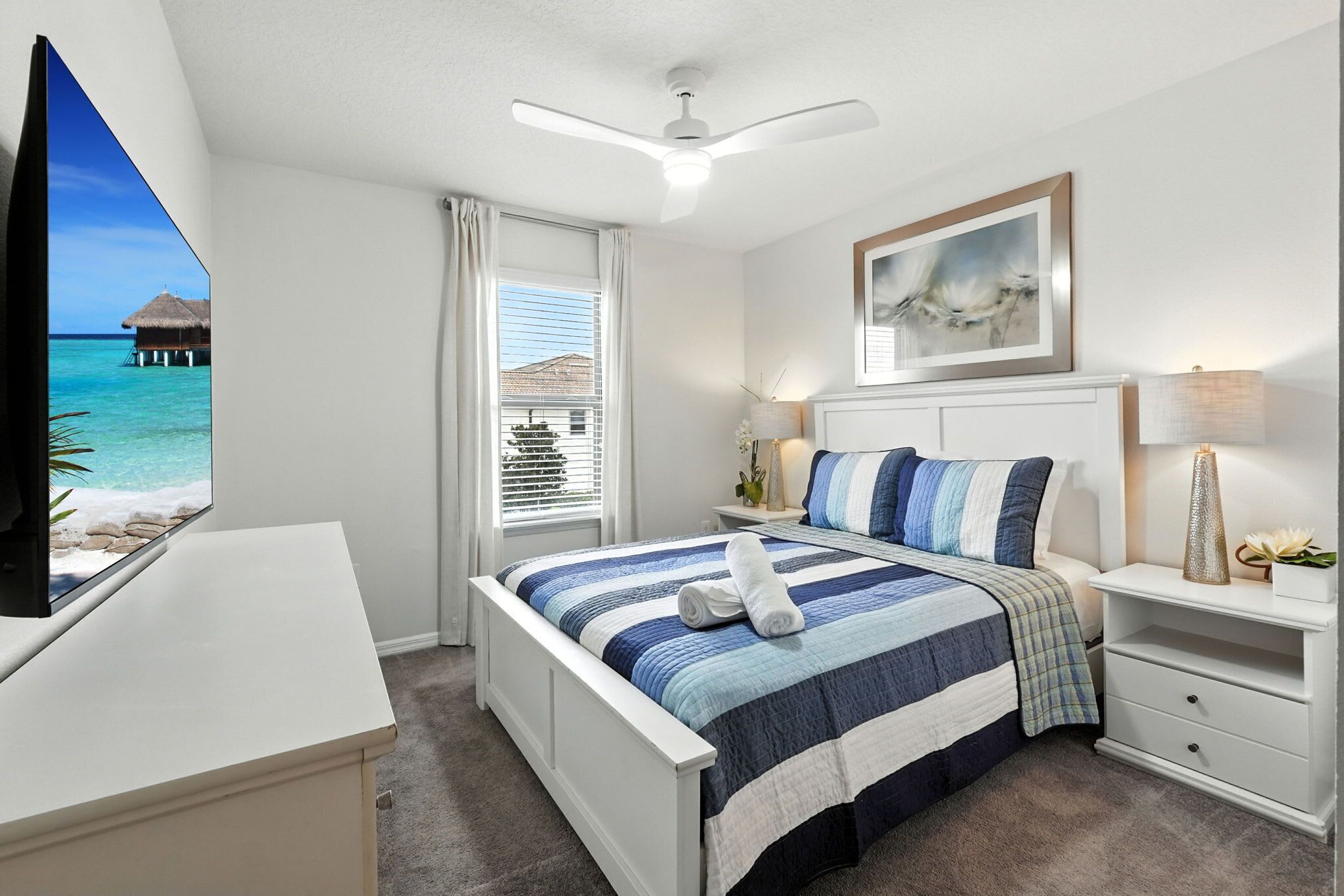 5 bedrooms, iron/ironing board, WiFi, bed sheets