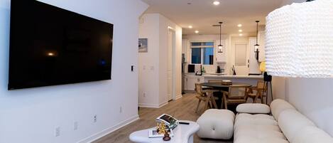 Apartment | 2 bedrooms, Internet