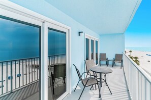 Outdoor dining - Sand Dollar 510 is a GOLD rated TOP FLOOR three-bedroom (Indian Shores)