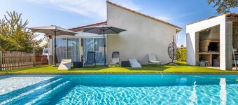 Holiday Home Domaine Julaya Between Castles and Beach