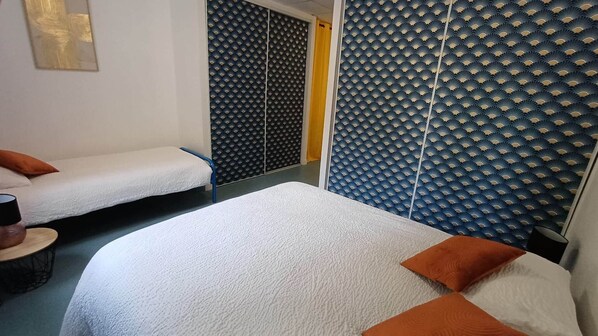 1 bedroom, WiFi, bed sheets