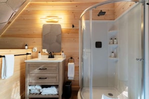 Een douche, een haardroger