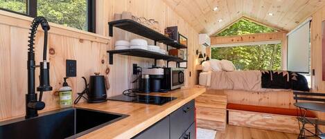 1 habitación, wifi y ropa de cama