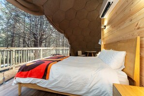 Unclassified image, 5 of 30, button