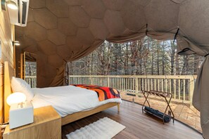 Unclassified image, 4 of 30, button