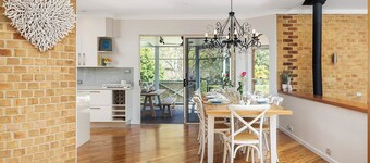 The Entertainers Estate with Pool and Tiny Home