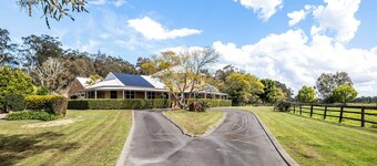 The Entertainers Estate with Pool and Tiny Home