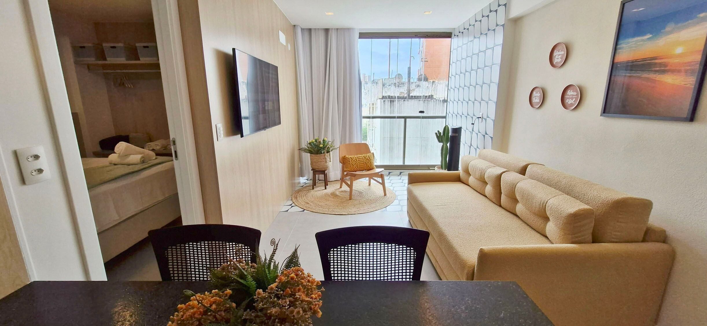 Basic Apartment | Living area