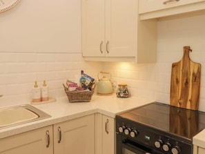 Dishwasher, cookware/dishes/utensils
