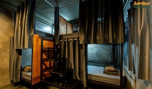 Asrama Umum Basic, asrama campuran, balkon, pemandangan kota | Wi-Fi gratis dan seprai linen