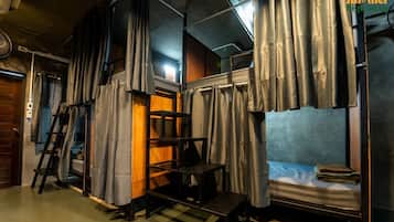 Shared Dormitory, Mixed Dorm, Balcony, City View | Free WiFi, bed sheets