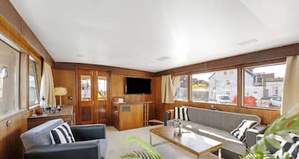 Boat 'Ocean Motion' with Sea View, Private Terrace, and Wi-Fi