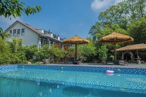 Unclassified image, 4 of 92, button - Anji Double Fish Hall Hot Spring Resort B&B (Longwangshan Canyon Drift Shop) (Anji)