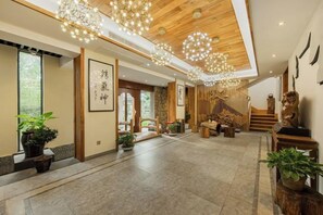Unclassified image, 5 of 92, button - Anji Double Fish Hall Hot Spring Resort B&B (Longwangshan Canyon Drift Shop) (Anji)
