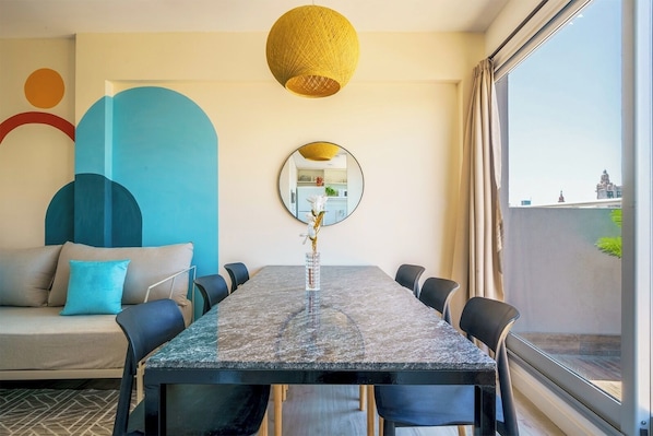Apartment, 2 Bedrooms | Living area