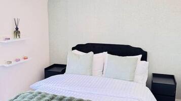 4 camere, ferro/asse da stiro, Wi-Fi, lenzuola