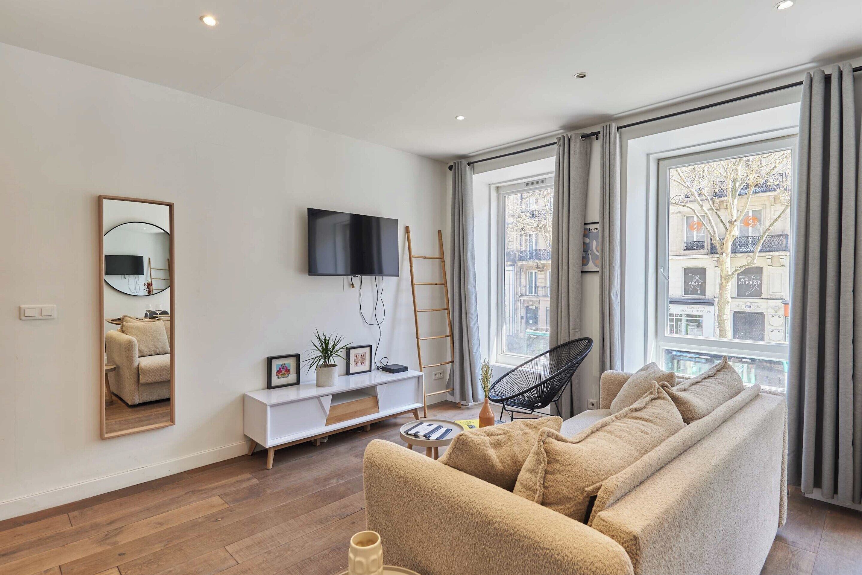 Apartment | Living area