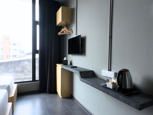 In-room safe, iron/ironing board, free WiFi