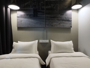 In-room safe, iron/ironing board, free WiFi