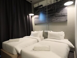 In-room safe, iron/ironing board, free WiFi