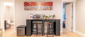 quiet 2-bedroom Woodinville