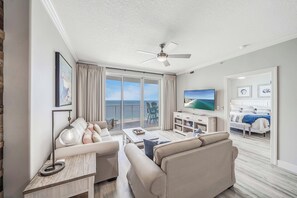 TV - NEW Emerald Isle 2107 "Manta Ray Villa" Pool, FREE Tix & Beach Service for 4! (Panama City Beach)