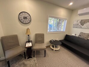 Smart TV, DVD player