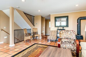 House (3 Bedrooms) | Interior - Copalis Beach Family Home: Close to Sites & Nature (Copalis Beach)