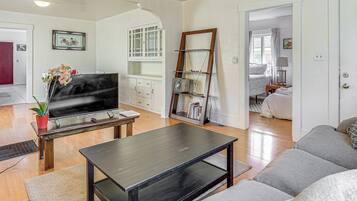 Rumah (2 Bedrooms) | Interior