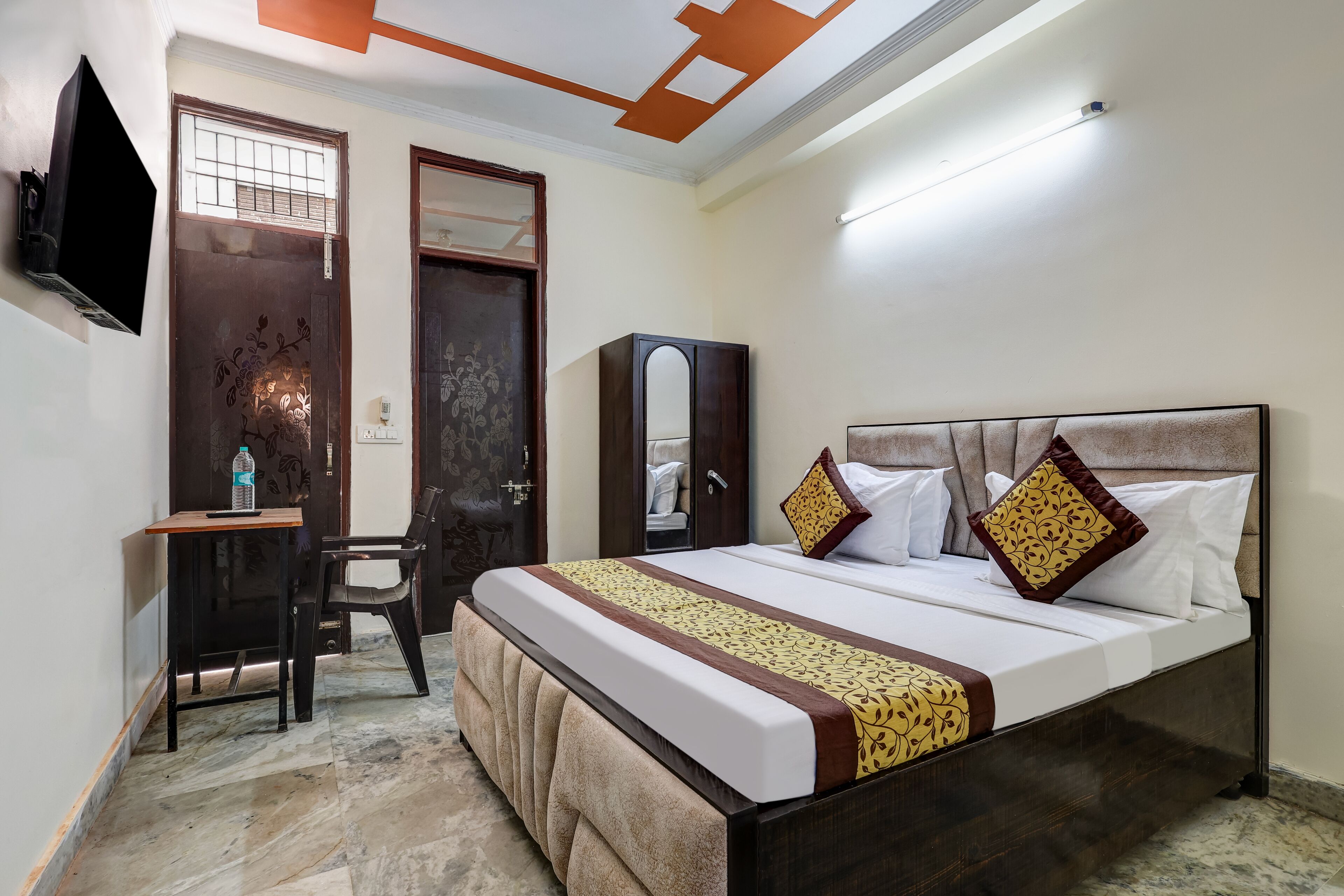 Escritorio y wifi gratis 