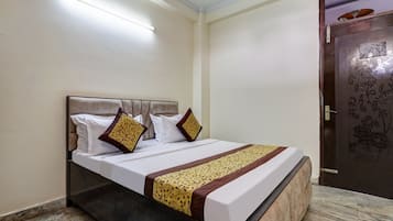 Deluxe Double Room | Desk, free WiFi