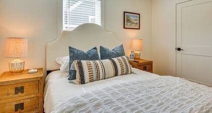 Dtwn Retreat w/ Game Room! Walk to Hampton Park